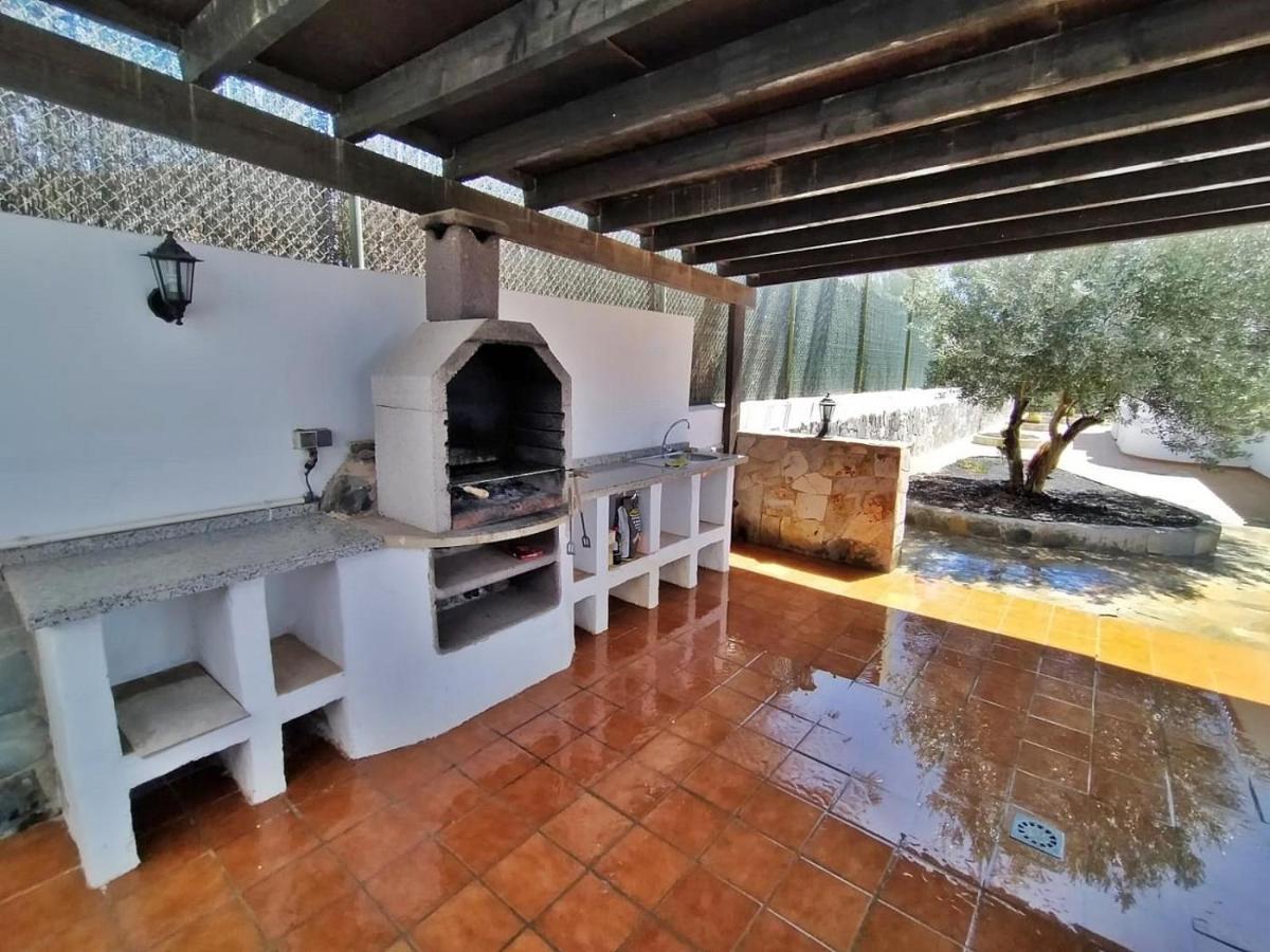 Villa Vv Jara à Caleta de Fuste Extérieur photo