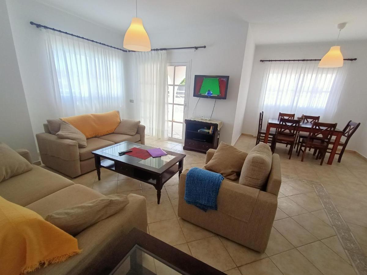 Villa Vv Jara à Caleta de Fuste Extérieur photo